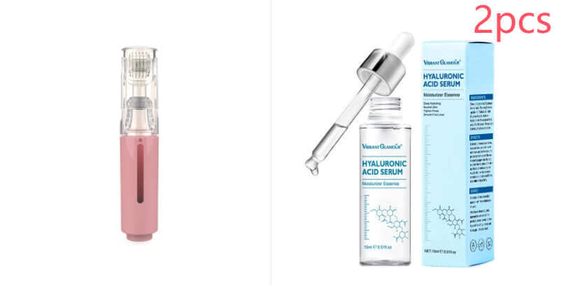 Image du rouleau de soin des lèvres 3 en 1 et sérum à l'acide hyaluronique, ensemble innovant pour des lèvres hydratées.